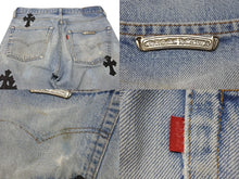 Load image into Gallery viewer, 新品未使用 CHROME HEARTS クロムハーツ クロスパッチ デニム パンツ リーバイス LEVI`S 501 オーダー サイズ31 ブルー 中古 4b005058