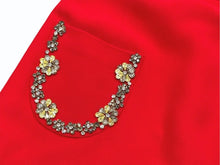 Load image into Gallery viewer, MIUMIU ミュウミュウ ビジューポケット フレアスカート MG518 サイズ36 レーヨン アセテート ラインストーン レッド 美品 中古 4b005087