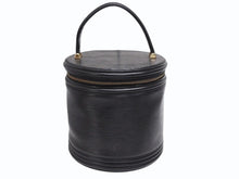 Load image into Gallery viewer, LOUIS VUITTON ルイヴィトン カンヌ エピ ノワール ハンドバッグ M48032 エピレザー ブラック ゴールド金具 美品 中古 4b005128