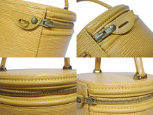 Load image into Gallery viewer, LOUIS VUITTON ルイヴィトン カンヌ エピ タッシリイエロー ハンドバッグ M48039 エピレザー イエロー ゴールド金具 美品 中古 4b005129
