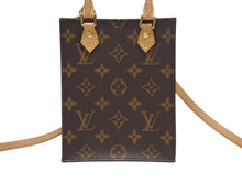 Load image into Gallery viewer, 新品同様品 LOUIS VUITTON ルイヴィトン プティットサックプラ ハンドバッグ M69442 2WAY モノグラム ブラウン ゴールド金具 中古 4b005133