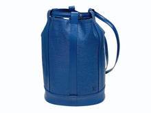 画像をギャラリービューアに読み込む, LOUIS VUITTON ルイヴィトン ショルダーバッグ ランドネGM M43085 ゴールド金具 ブルー エピレザー 美品 中古 4b005154