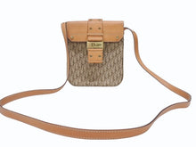 画像をギャラリービューアに読み込む, Christian Dior クリスチャンディオール トロッター ショルダーバッグ キャンバス レザー ブラウン 美品 中古 4b005155