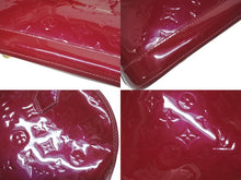 Load image into Gallery viewer, LOUIS VUITTON ルイヴィトン モノグラム ヴェルニ アルマPM ハンドバッグ パテント M90096 レッド系 ロゴ ゴールド金具 美品 中古 4b005156