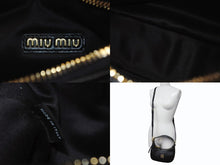 Load image into Gallery viewer, 極美品 MIUMIU ミュウミュウ ショルダーバッグ ハンドバッグ ホーボー 2way 5BC161 レザー ブラック ゴールド金具 中古 4b005170