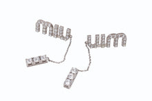 Load image into Gallery viewer, MIUMIU ミュウミュウ ピアス ぶら下がり 両耳 ラインストーン ブランドロゴ 5JO661 2DNC F0OKL 16.1g 美品 中古 4b005184