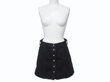 Load image into Gallery viewer, CHROME HEARTS クロムハーツ デニムスカート サイズM クロスボールボタン シルバ−925 ブラック 美品 中古 4b005222