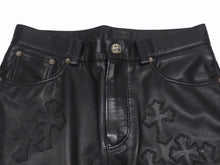 Load image into Gallery viewer, 新品未使用 CHROME HEARTS クロムハーツ キッズ フレアニーレザーパンツ サイズ10Y セメタリークロスパッチ ブラック 中古 4b005240