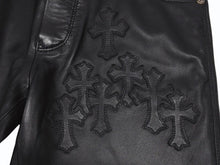 Load image into Gallery viewer, 新品未使用 CHROME HEARTS クロムハーツ キッズ フレアニーレザーパンツ サイズ10Y セメタリークロスパッチ ブラック 中古 4b005240