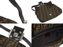 画像をギャラリービューアに読み込む, 極美品 FENDI フェンディ ハンドバッグ ズッカ柄 マンマバケット ブラウン キャンバス レザー 26424 シルバー金具 中古 4b005252