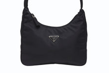 画像をギャラリービューアに読み込む, 極美品 PRADA プラダ ホーボー ワンショルダーバッグ MV515 トライアングルロゴ ナイロン ブラック 中古 4b005254