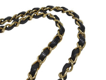 Load image into Gallery viewer, 極美品 CHANEL シャネル マトラッセ23 Wフラップ Wチェーン ショルダーバッグ 7番台 キャビアスキン ココマーク ブラック ゴールド金具 中古 4b005256