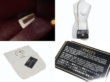 Load image into Gallery viewer, 極美品 CHANEL シャネル ミニマトラッセ 17 チェーンショルダーバッグ 1番台 ラムスキン ココマーク ブラック ゴールド金具 中古 4b005257