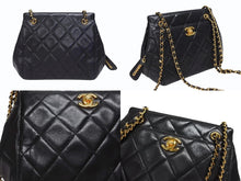 Load image into Gallery viewer, CHANEL シャネル Wチェーンショルダーバッグ 4番台 ココマーク ラムスキン ブラック ターンロックチャーム ゴールド金具 美品 中古 4b005258s