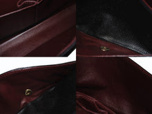 Load image into Gallery viewer, 極美品 CHANEL シャネル マトラッセ25 Wフラップ チェーンショルダーバッグ 23番台 キャビアスキン ブラック ゴールド金具 中古 4b005265