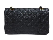 Load image into Gallery viewer, 極美品 CHANEL シャネル マトラッセ25 Wフラップ チェーンショルダーバッグ 23番台 キャビアスキン ブラック ゴールド金具 中古 4b005265