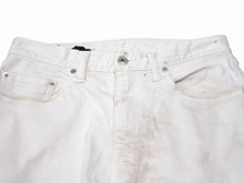 Load image into Gallery viewer, VLONE ヴィーロン フレアデニムパンツ ジップ 変形 YKKジップ ホワイト メンズ サイズM 良品 中古 4b005269