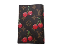 画像をギャラリービューアに読み込む, 新品未使用 LOUIS VUITTON ルイヴィトン クーヴェルテュール パスポール NM パスポートケース M13424 モノグラム チェリー 新作 中古 4b005278