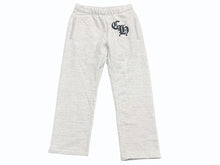 Load image into Gallery viewer, 極美品 CHROME HEARTS クロムハーツ Y NOT スウェットパンツ サイズL CHロゴパッチ スクロールラベルロゴ グレー 25SS 中古 4b005281
