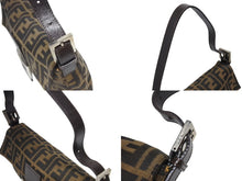 画像をギャラリービューアに読み込む, FENDI フェンディ ハンドバッグ ズッカ柄 マンマバケット ブラウン キャンバス レザー 26424 シルバー金具 美品 中古 4b005301