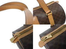 画像をギャラリービューアに読み込む, CELINE セリーヌ マカダム ワンショルダーバッグ ポーチ付き ボストンバッグ ハンドバッグ ロゴ PVC レザー ブラウン ゴールド 美品 中古 4b005332