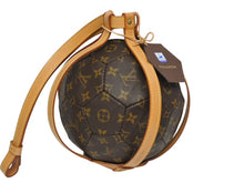 画像をギャラリービューアに読み込む, 新品同様 LOUIS VUITTON ルイヴィトン サッカーボール 1998年フランスワールドカップ記念 M99054 中古 4b005347
