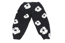 Load image into Gallery viewer, 新品同様 DENIM TEARS デニムティアーズ スウェットパンツ キッズ用 RN162838 ブラック コットン サイズ4Y 中古 4b005353