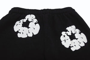 新品同様 DENIM TEARS デニムティアーズ スウェットパンツ キッズ用 RN162838 ブラック コットン サイズ4Y 中古 4b005353