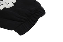 Load image into Gallery viewer, 新品同様 DENIM TEARS デニムティアーズ スウェットパンツ キッズ用 RN162838 ブラック コットン サイズ4Y 中古 4b005353