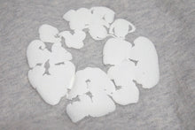 Load image into Gallery viewer, 新品同様 DENIM TEARS デニムティアーズ スウェットパンツ コットンリース プリント キッズ用 RN162838 グレー コットン サイズ4Y 中古 4b005357