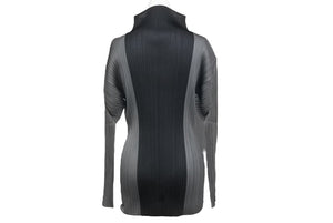 極美品✨ISSEY MIYAKE プリーツ　グレー　長袖　トップス　Lサイズ 極美品 ISSEY MIYAKE イッセイミヤケ PLEATS PLEASE プリーツプリーズ