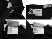 Load image into Gallery viewer, 極美品 MIUMIU ミュウミュウ Crepe de chine pleated midi skirt プリーツ ロングスカート MG1937 サイズ38 ブラック 中古 4b005383