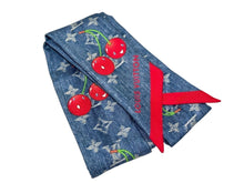 画像をギャラリービューアに読み込む, 極美品 LOUIS VUITTON ルイヴィトン 村上隆 バンドーBB スカーフ チェリー モノグラム デニム M96390 シルク ブルー 中古 4b005389