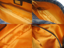 画像をギャラリービューアに読み込む, FENDI フェンディ ズッカ柄 マンマバケット ワンショルダーバッグ 木の実 フェルト レザー ブラウン シルバー金具 ロゴ 良品 中古 4b005397