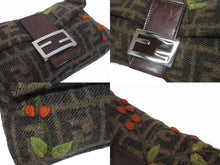 画像をギャラリービューアに読み込む, FENDI フェンディ ズッカ柄 マンマバケット ワンショルダーバッグ 木の実 フェルト レザー ブラウン シルバー金具 ロゴ 良品 中古 4b005397