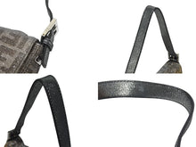 画像をギャラリービューアに読み込む, 極美品 FENDI フェンディ マンマバケット ワンショルダーバッグ 8BR600 ズッカ柄 キャンバス ラインストーン ラメ レザー 中古 4b005425