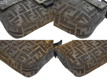 画像をギャラリービューアに読み込む, 極美品 FENDI フェンディ マンマバケット ワンショルダーバッグ 8BR600 ズッカ柄 キャンバス ラインストーン ラメ レザー 中古 4b005425