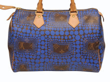 Load image into Gallery viewer, 極美品 LOUIS VUITTON ルイヴィトン スピーディ30 ハンドバッグ M40691 モノグラム パンプキンドット 草間彌生 ブルー 中古 4b005426