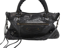 画像をギャラリービューアに読み込む, BALENCIAGA バレンシアガ ザ ファースト 2WAYバッグ ハンドバッグ ショルダーバッグ 103208・213048 ブラック 美品 中古 4b005456