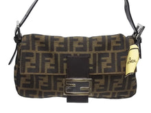 画像をギャラリービューアに読み込む, 極美品 FENDI フェンディ ハンドバッグ ズッカ柄 マンマバケット ブラウン キャンバス レザー 25124 シルバー金具 中古 4b005465