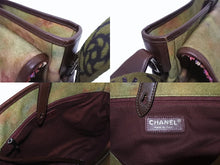 Load image into Gallery viewer, 極美品 CHANEL シャネル エンブロイダリー グラフィティ ショルダーバッグ A92789 ココマーク 21番台 カーキ 中古 4b005470