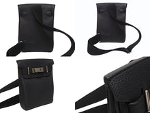 Load image into Gallery viewer, 極美品 エルメス HERMES アッカドPM W刻印 ワンショルダーバッグ ブラック トゴ 新型 シルバー金具 中古 4b005472