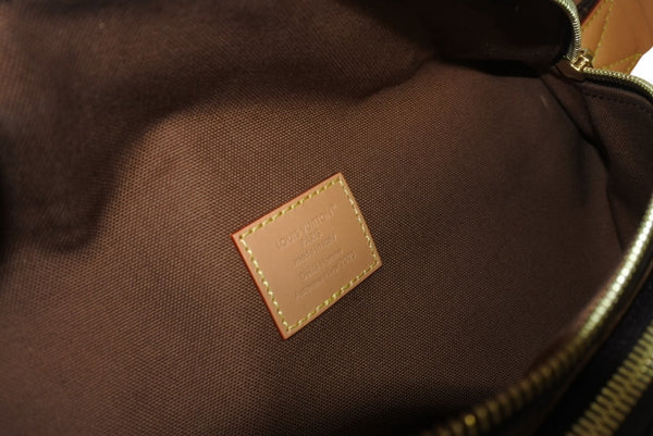 新品未使用 LOUIS VUITTON ルイヴィトン ラッシュ バムバッグ ショルダーバッグ M15271 モノグラム ランドスケープ NIGO 中古 4b005473