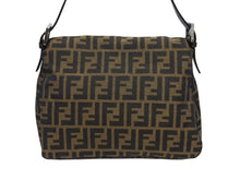 画像をギャラリービューアに読み込む, 極美品 FENDI フェンディ マンマバケット ワンショルダーバッグ 26325 ズッカ柄 キャンバス レザー ブラウン シルバー金具 中古 4b005475