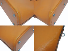 Load image into Gallery viewer, HERMES エルメス ボリード31 ハンドバッグ シェーブル □K刻印 オレンジ シルバー金具 中古 4b005481
