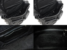 Load image into Gallery viewer, 極美品 CHROME HEARTS クロムハーツ メールバッグ ショルダーバッグ ガンスリンガー ダガージップ レザー シルバー925 ブラック 中古 4b005496