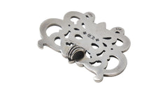 Load image into Gallery viewer, 極美品 CHROME HEARTS クロムハーツ ケイト ハドソン バタフライ ペンダント チャーム 重量約30.0 シルバー925 中古 4b005497