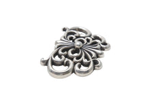 Load image into Gallery viewer, 極美品 CHROME HEARTS クロムハーツ ケイト ハドソン バタフライ ペンダント チャーム 重量約30.0 シルバー925 中古 4b005497