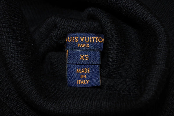 極美品 LOUIS VUITTON ルイヴィトン 長袖ニットセーター RW211W IQS FGKL22 サイズXS ウール シルク ブラック ロゴ 中古 4b005525