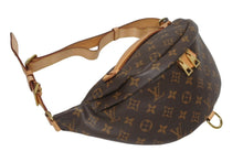 画像をギャラリービューアに読み込む, LOUIS VUITTON ルイヴィトン ボディバッグ M43644 バムバッグ ブラウン モノグラムキャンバス 美品 中古 4b005557